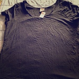 T-shirt new with tags